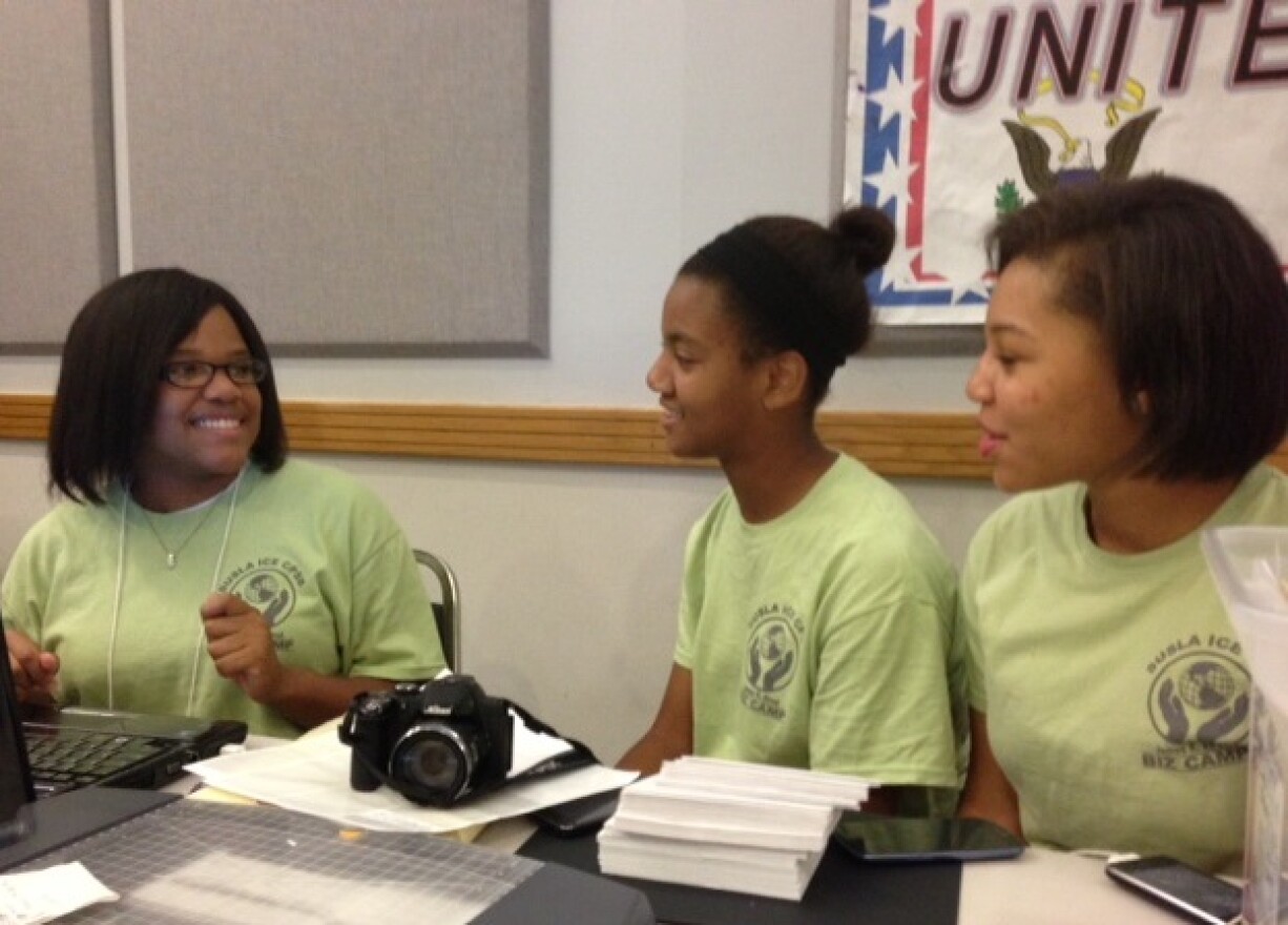 Bizcamp alumnae work on logistics, from left: Ashley Green, 19, of Keithville; Breonna Howard, 15, of Shreveport; and Brea Housley, 15, of Shreveport.